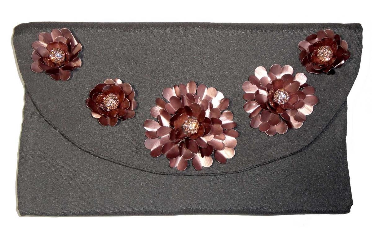 Upcycled Coffee Capsules 5 Flower Clutch